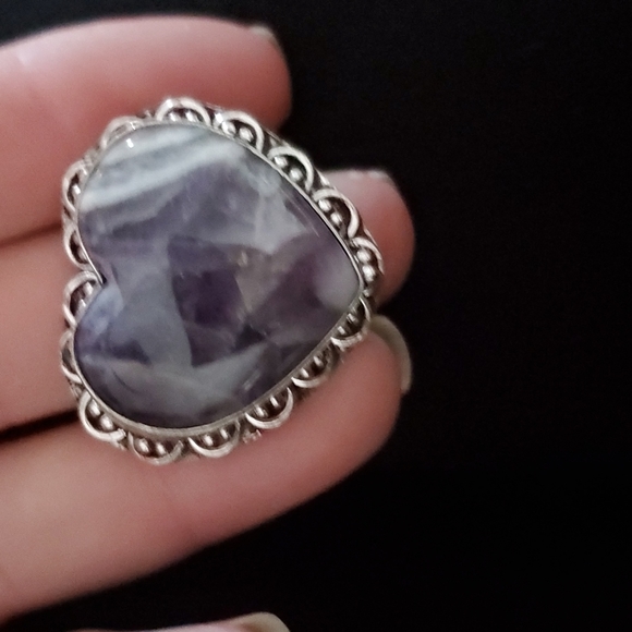 New Unique Heart Shaped Chevron Amethyst 925 Silver Statement Ring. - Picture 15 of 16
